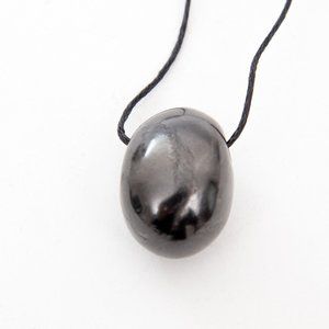 Elegant, authentic shungite drop stone pendant necklace from Karelia, Ru…